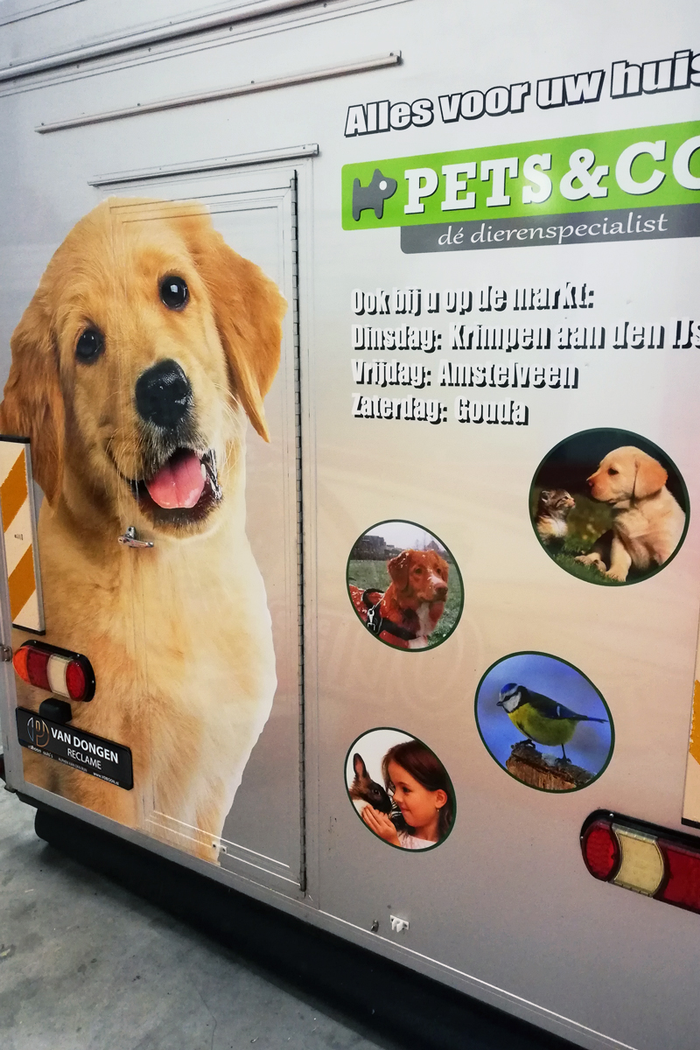 Voertuigbelettering Pets & Co | Van Dongen Reclame