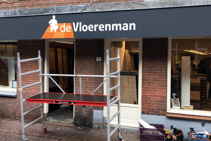 Gevelbelettering De Vloerenman | Van Dongen Reclame